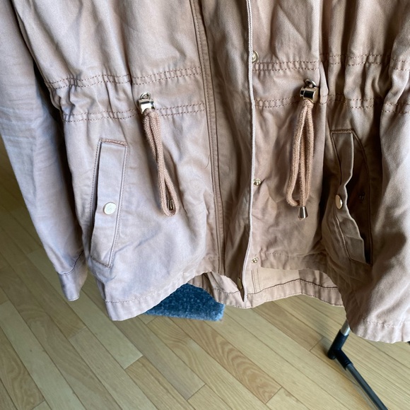 beige fall jacket - Picture 3 of 5